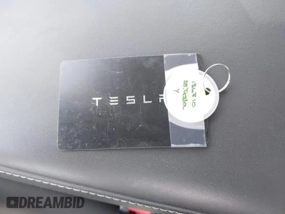 ✅ 2023 Tesla Model Y Long Range • VIN: 7SAYGDEE3PA033533 • Lot: 41933287. Listed on IAAI with 35,364 mi. Free auction sales archive from the USA and detailed vehicle history report at DreamBid. Image 11.