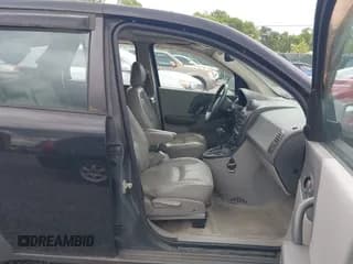 ✅ 2003 Saturn VUE • VIN: 5GZCZ63B63S909726 • Lot: 42346723. Wystawiony na IAAI z przebiegiem 194 131 mil. Bezpłatny archiwum sprzedaży aukcyjnych z USA i szczegółowy raport historii pojazdu na DreamBid. Zdjęcie 5.