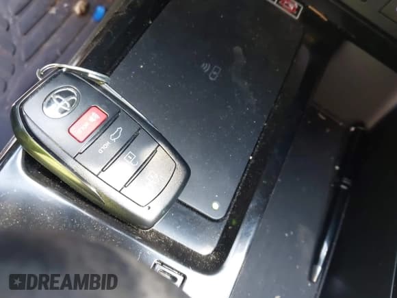 ✅ 2025 Toyota Camry LE • VIN: 4T1DBADK5SU009183 • Lot: 42789725. Listed on IAAI with 11,475 mi. Free auction sales archive from the USA and detailed vehicle history report at DreamBid. Image 11.