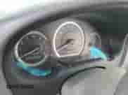 2005 Toyota Sienna LE z VIN 5TDZA23C25S327722, wystawiony jako Copart lot #81860835 z przebiegiem Nie podano mil oraz Szkoda całkowita • Salvage title. Historia ofert i sprzedaży dostępna na DreamBid. Obrazek 9.