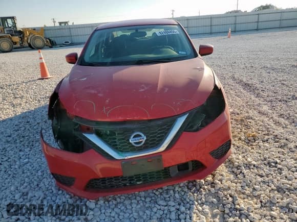 ✅ 2018 Nissan Sentra SV • VIN: 3N1AB7AP0JL618381 • Lot: 82488455. Wystawiony na Copart z przebiegiem 45 098 mil. Bezpłatny archiwum sprzedaży aukcyjnych z USA i szczegółowy raport historii pojazdu na DreamBid. Zdjęcie 5.
