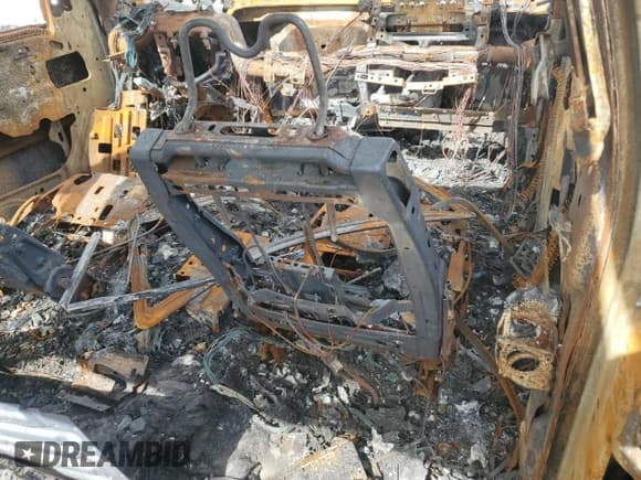 ✅ 2008 Chevrolet Silverado 1500 LTZ • VIN: 2GCFK13Y981120536 • Lot: 50152555. Listed on Copart with Not provided. Free auction sales archive from the USA and detailed vehicle history report at DreamBid. Image 8.