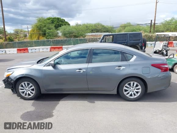 ✅ 2018 Nissan Altima SR • VIN: 1N4AL3AP6JC117452 • Lot: 42985848. Listed on IAAI with 27,023 mi. Free auction sales archive from the USA and detailed vehicle history report at DreamBid. Image 15.