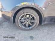 ✅ 2025 Tesla Model Y Long Range • VIN: 7SAYGDEE6SF287880 • Lot: 43529918. Wystawiony na IAAI z przebiegiem 12 513 mil. Bezpłatny archiwum sprzedaży aukcyjnych z USA i szczegółowy raport historii pojazdu na DreamBid. Zdjęcie 19.