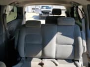 ✅ 2005 Kia Sedona LX • VIN: KNDUP131956617683 • Lot: 71478805. Wystawiony na Copart z przebiegiem 210 366 mil. Bezpłatny archiwum sprzedaży aukcyjnych z USA i szczegółowy raport historii pojazdu na DreamBid. Zdjęcie 10.