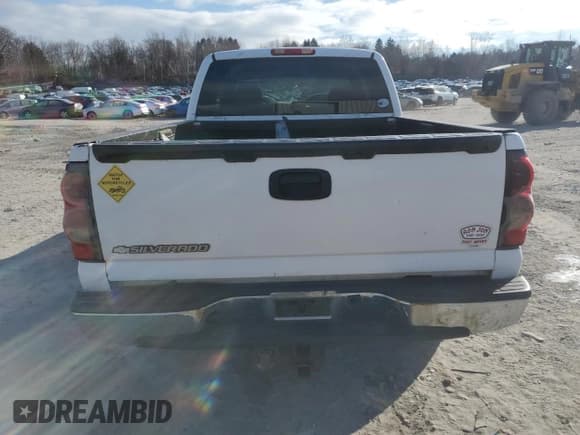 ✅ 2006 Chevrolet Silverado 1500 LT1 • VIN: 1GCEC19T16Z121074 • Лот: 81844524. Опубликован ранее на Copart с пробегом Не указан. Бесплатный доступ к архиву аукционных продаж из США и подробный отчёт об истории автомобиля на DreamBid. Изображение 6.