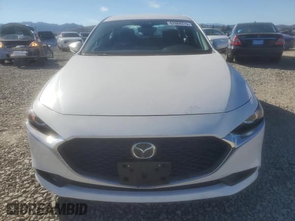 ✅ 2021 Mazda 3 S • VIN: 3MZBPAAL9MM202113 • Lot: 82668315. Listed on Copart with 60,193 mi. Free auction sales archive from the USA and detailed vehicle history report at DreamBid. Image 5.