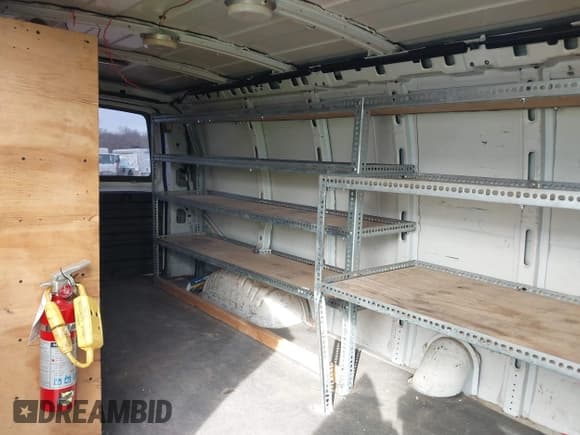 ✅ 2004 Chevrolet Express Cargo • VIN: 1GCHG39U141100288 • Лот: 43633665. Опубликован ранее на IAAI с пробегом 201 859 миль. Бесплатный доступ к архиву аукционных продаж из США и подробный отчёт об истории автомобиля на DreamBid. Изображение 8.