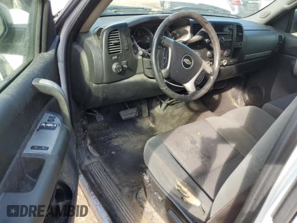 ✅ 2009 Chevrolet Silverado 1500 • VIN: 1GCEK24J89Z150770 • Лот: 66755994. Опубликован ранее на Copart с пробегом 240 924 миль. Бесплатный доступ к архиву аукционных продаж из США и подробный отчёт об истории автомобиля на DreamBid. Изображение 8.