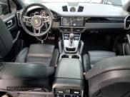 ✅ 2019 Porsche Cayenne • VIN: WP1AA2AY1KDA13352 • Lot: 86834355. Wystawiony na Copart z przebiegiem 65 314 mil. Bezpłatny archiwum sprzedaży aukcyjnych z USA i szczegółowy raport historii pojazdu na DreamBid. Zdjęcie 8.