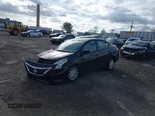 ✅ 2018 Nissan Versa SV • VIN: 3N1CN7AP0JL836823 • Lot: 43664581. Wystawiony na IAAI z przebiegiem 122 635 mil. Bezpłatny archiwum sprzedaży aukcyjnych z USA i szczegółowy raport historii pojazdu na DreamBid. Zdjęcie 2.