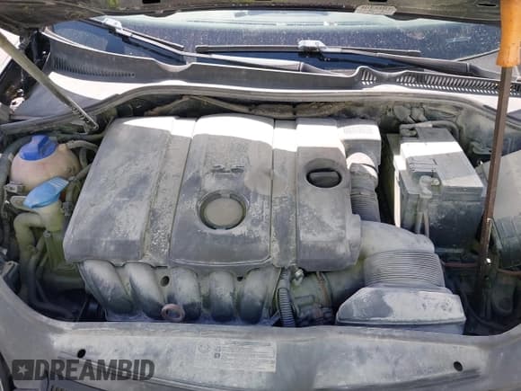 ✅ 2010 Volkswagen Jetta Limited Edition • VIN: 3VWRX7AJ4AM054934 • Lot: 42539609. Listed on IAAI with 245,048 mi. Free auction sales archive from the USA and detailed vehicle history report at DreamBid. Image 10.