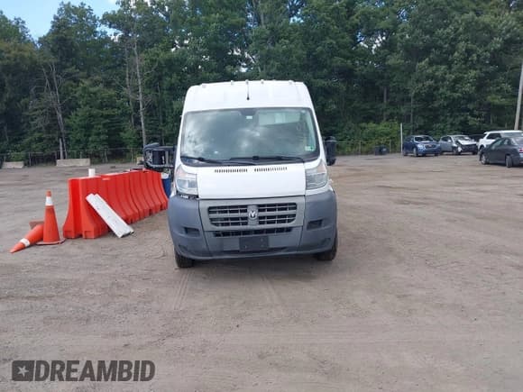 ✅ 2017 Ram ProMaster Cargo • VIN: 3C6URVJG9HE522779 • Lot: 43111506. Listed on IAAI with 82,842 mi. Free auction sales archive from the USA and detailed vehicle history report at DreamBid. Image 12.