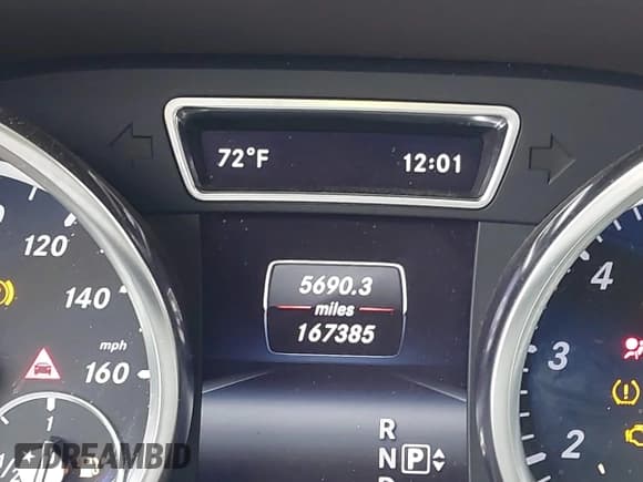 ✅ 2015 Mercedes-Benz M 400 • VIN: 4JGDA5GB1FA504879 • Lot: 42507002. Listed on IAAI with 167,385 mi. Free auction sales archive from the USA and detailed vehicle history report at DreamBid. Image 15.