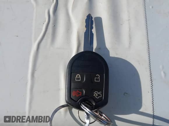 2014 Ford Mustang V6 с VIN 1ZVBP8EM9E5279440, выставлен на аукционе IAAI как лот 43498168 с пробегом 87 076 миль миль и . История ставок и продаж доступна на DreamBid. Изображение 11.