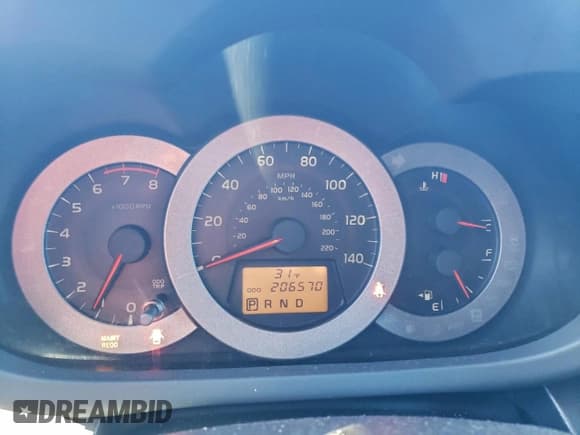 ✅ 2011 Toyota RAV4 Sport • VIN: JTMRF4DV1B5042380 • Lot: 94294535. Wystawiony na Copart z przebiegiem 206 570 mil. Bezpłatny archiwum sprzedaży aukcyjnych z USA i szczegółowy raport historii pojazdu na DreamBid. Zdjęcie 9.