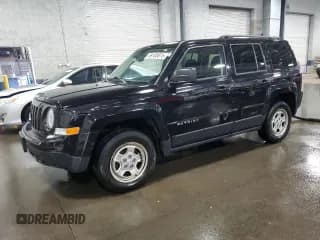 ✅ 2016 Jeep Patriot Sport SE • VIN: 1C4NJRBB8GD521220 • Lot: 69103075. Listed on Copart with 119,065 mi. Free auction sales archive from the USA and detailed vehicle history report at DreamBid. Image 1.