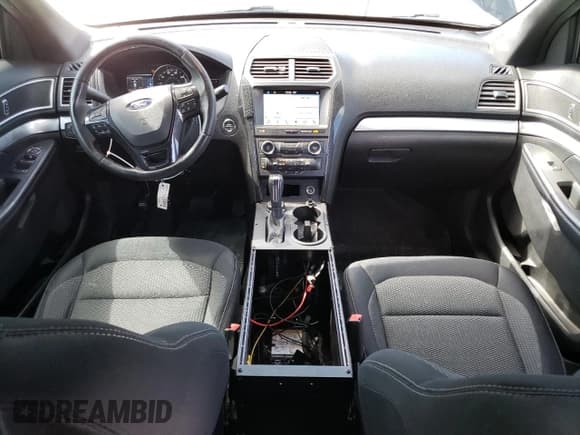 ✅ 2017 Ford Explorer XLT • VIN: 1FM5K8D85HGC79099 • Lot: 49299515. Listed on Copart with 109,970 mi. Free auction sales archive from the USA and detailed vehicle history report at DreamBid. Image 8.