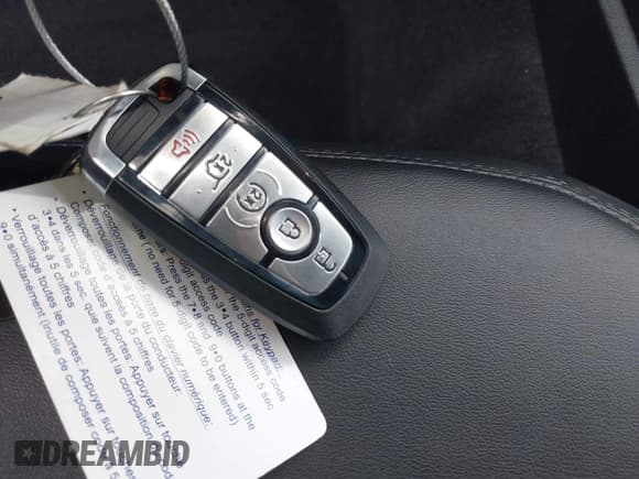 ✅ 2024 Ford Explorer XLT • VIN: 1FMSK7DH0RGA13584 • Lot: 42301824. Wystawiony na IAAI z przebiegiem 10 719 mil. Bezpłatny archiwum sprzedaży aukcyjnych z USA i szczegółowy raport historii pojazdu na DreamBid. Zdjęcie 11.