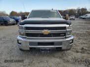 ✅ 2015 Chevrolet Silverado 2500HD LT • VIN: 1GC2KVEG8FZ559189 • Lot: 93377505. Wystawiony na Copart z przebiegiem 150 112 mil. Bezpłatny archiwum sprzedaży aukcyjnych z USA i szczegółowy raport historii pojazdu na DreamBid. Zdjęcie 5.