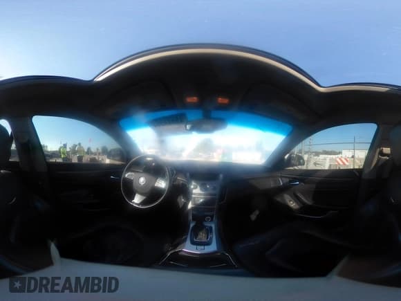 ✅ 2011 Cadillac CTS Performance • VIN: 1G6DL5EYXB0104327 • Lot: 43315214. Wystawiony na IAAI z przebiegiem 104 866 mil. Bezpłatny archiwum sprzedaży aukcyjnych z USA i szczegółowy raport historii pojazdu na DreamBid. Zdjęcie 19.