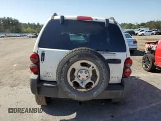 ✅ 2006 Jeep Liberty Sport • VIN: 1J4GL48K56W255634 • Лот: 81341395. Опубликован ранее на Copart с пробегом 140 015 миль. Бесплатный доступ к архиву аукционных продаж из США и подробный отчёт об истории автомобиля на DreamBid. Изображение 6.