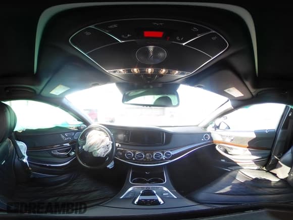 ✅ 2016 Mercedes-Benz Maybach S • VIN: WDDUX7GBXGA268013 • Лот: 42066333. Опубликован ранее на IAAI с пробегом 45 827 миль. Бесплатный доступ к архиву аукционных продаж из США и подробный отчёт об истории автомобиля на DreamBid. Изображение 18.