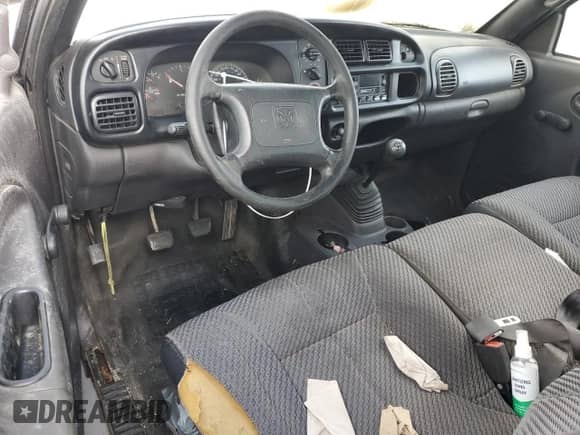 1999 Dodge 1500 с VIN 3B7HC13Y5XG212559, выставлен на аукционе Copart как лот 81298064 с пробегом Не указан миль и Списание • Salvage title. История ставок и продаж доступна на DreamBid. Изображение 8.