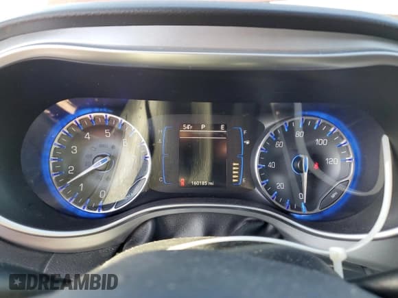 ✅ 2018 Chrysler Pacifica Touring Plus • VIN: 2C4RC1FG3JR263289 • Lot: 91938705. Listed on Copart with 160,185 mi. Free auction sales archive from the USA and detailed vehicle history report at DreamBid. Image 9.