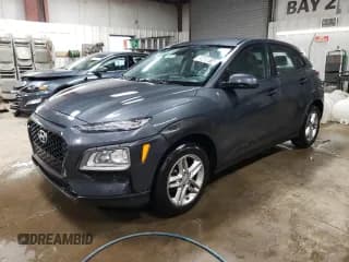 ✅ 2021 Hyundai Kona SE • VIN: KM8K12AA1MU664116 • Лот: 45469014. Опубликован ранее на Copart с пробегом 85 120 миль. Бесплатный доступ к архиву аукционных продаж из США и подробный отчёт об истории автомобиля на DreamBid. Изображение 1.