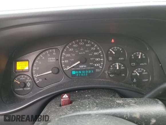 ✅ 2001 Chevrolet Silverado 2500HD LS • VIN: 1GCHK23U31F212798 • Lot: 45138655. Wystawiony na Copart z przebiegiem 211 653 mil. Bezpłatny archiwum sprzedaży aukcyjnych z USA i szczegółowy raport historii pojazdu na DreamBid. Zdjęcie 9.