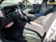 ✅ 2025 Hyundai Santa Fe Calligraphy • VIN: 5NMP54GLXSH126800 • Lot: 82047215. Listed on Copart with 2,694 mi. Free auction sales archive from the USA and detailed vehicle history report at DreamBid. Image 7.