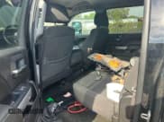 ✅ 2016 Chevrolet Silverado 2500HD LT • VIN: 1GC1KVEG5GF214930 • Lot: 89516535. Wystawiony na Copart z przebiegiem 153 258 mil. Bezpłatny archiwum sprzedaży aukcyjnych z USA i szczegółowy raport historii pojazdu na DreamBid. Zdjęcie 9.