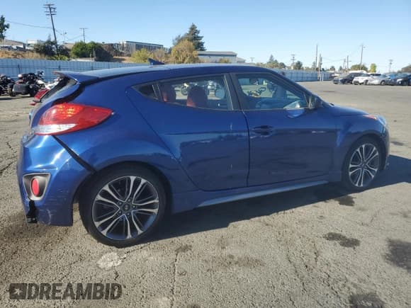 ✅ 2017 Hyundai Veloster Turbo R-Spec • VIN: KMHTC6AE8HU316991 • Lot: 78545564. Wystawiony na Copart z przebiegiem 86 656 mil. Bezpłatny archiwum sprzedaży aukcyjnych z USA i szczegółowy raport historii pojazdu na DreamBid. Zdjęcie 3.