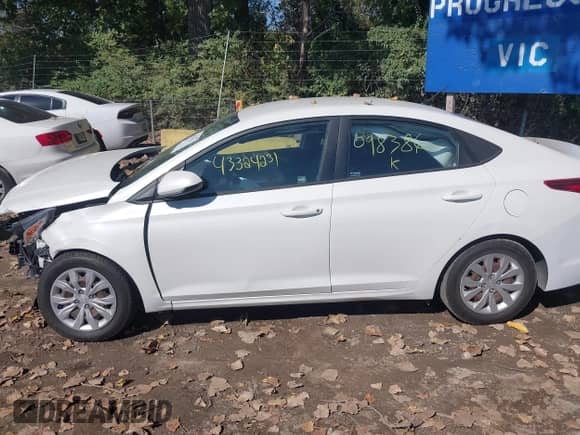 2020 Hyundai Accent SE with VIN 3KPC24A61LE098386, listed as a IAAI auction lot 43324231 with 83,771 mi miles and . Bid and sale history available at DreamBid. Image 14.