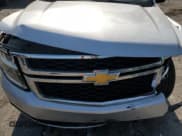 ✅ 2018 Chevrolet Suburban LT • VIN: 1GNSKHKC0JR380860 • Lot: 71195434. Wystawiony na Copart z przebiegiem 69 452 mil. Bezpłatny archiwum sprzedaży aukcyjnych z USA i szczegółowy raport historii pojazdu na DreamBid. Zdjęcie 14.