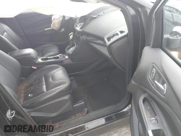 ✅ 2013 Ford Escape Titanium • VIN: 1FMCU9J92DUB44680 • Лот: 43704503. Опубликован ранее на IAAI с пробегом 193 068 миль. Бесплатный доступ к архиву аукционных продаж из США и подробный отчёт об истории автомобиля на DreamBid. Изображение 5.