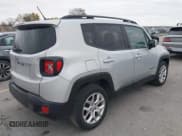 ✅ 2017 Jeep Renegade Latitude • VIN: ZACCJABB5HPF77577 • Лот: 43556264. Опубликован ранее на IAAI с пробегом 103 552 миль. Бесплатный доступ к архиву аукционных продаж из США и подробный отчёт об истории автомобиля на DreamBid. Изображение 4.