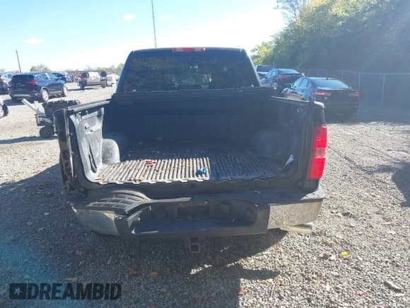 ✅ 2010 Chevrolet Silverado 1500 LT • VIN: 3GCRKSEA9AG142262 • Lot: 43486352. Wystawiony na IAAI z przebiegiem 121 721 mil. Bezpłatny archiwum sprzedaży aukcyjnych z USA i szczegółowy raport historii pojazdu na DreamBid. Zdjęcie 17.