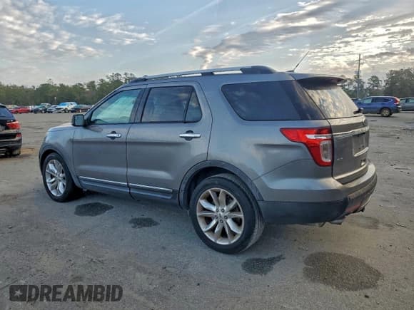 ✅ 2014 Ford Explorer XLT • VIN: 1FM5K7D82EGA63605 • Lot: 94023475. Listed on Copart with 152,410 mi. Free auction sales archive from the USA and detailed vehicle history report at DreamBid. Image 2.