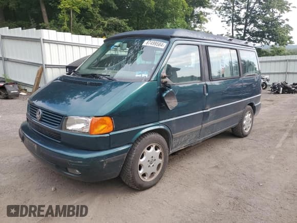 ✅ 2002 Volkswagen EuroVan MV • VIN: WV2NB47092H095600 • Lot: 67499584. Wystawiony na Copart z przebiegiem 223 050 mil. Bezpłatny archiwum sprzedaży aukcyjnych z USA i szczegółowy raport historii pojazdu na DreamBid. Zdjęcie 1.