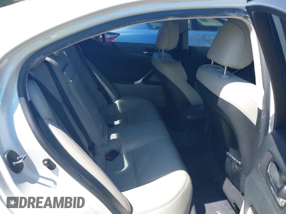 ✅ 2010 Lexus IS 250 • VIN: JTHBF5C23A5127054 • Lot: 42003093. Listed on IAAI with 270,734 mi. Free auction sales archive from the USA and detailed vehicle history report at DreamBid. Image 8.