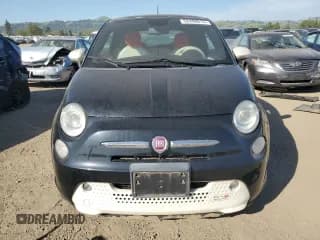 ✅ 2013 FIAT 500e • VIN: 3C3CFFGE3DT744317 • Лот: 52480015. Опубликован ранее на Copart с пробегом 59 909 миль. Бесплатный доступ к архиву аукционных продаж из США и подробный отчёт об истории автомобиля на DreamBid. Изображение 5.