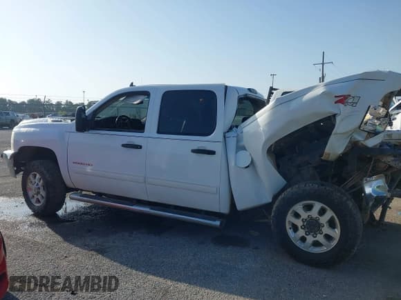 ✅ 2012 Chevrolet Silverado 2500HD LT • VIN: 1GC1KXCG8CF131100 • Лот: 42498393. Опубликован ранее на IAAI с пробегом 258 210 миль. Бесплатный доступ к архиву аукционных продаж из США и подробный отчёт об истории автомобиля на DreamBid. Изображение 14.