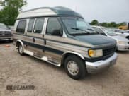 ✅ 1994 Ford Econoline Cargo • VIN: 1FDEE14H1RHB89667 • Лот: 71398445. Опубликован ранее на Copart с пробегом 138 599 миль. Бесплатный доступ к архиву аукционных продаж из США и подробный отчёт об истории автомобиля на DreamBid. Изображение 4.