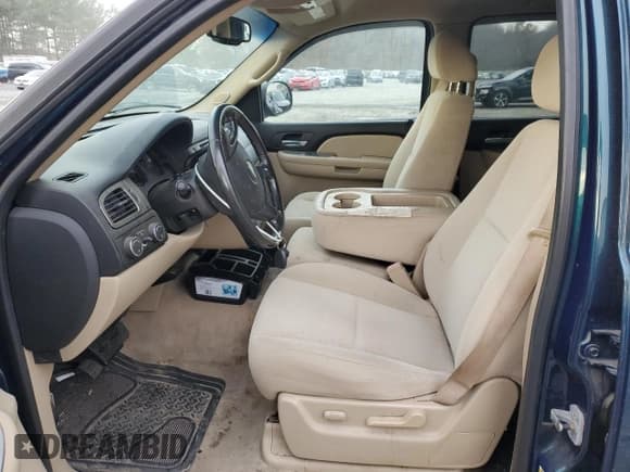 ✅ 2007 Chevrolet Suburban LTZ • VIN: 3GNFK16317G184423 • Lot: 80623094. Wystawiony na Copart z przebiegiem Nie podano. Bezpłatny archiwum sprzedaży aukcyjnych z USA i szczegółowy raport historii pojazdu na DreamBid. Zdjęcie 7.