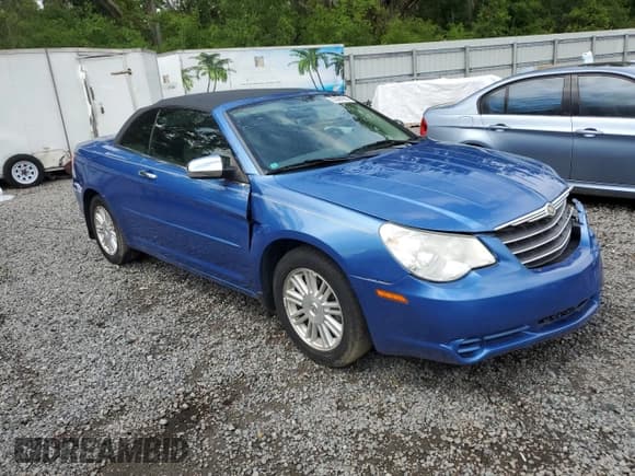 ✅ 2008 Chrysler Sebring LX • VIN: 1C3LC45K88N207972 • Лот: 52366925. Опубликован ранее на Copart с пробегом 92 396 миль. Бесплатный доступ к архиву аукционных продаж из США и подробный отчёт об истории автомобиля на DreamBid. Изображение 4.