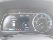 ✅ 2022 Nissan LEAF S Plus • VIN: 1N4BZ1BV1NC559873 • Lot: 43675379. Wystawiony na IAAI z przebiegiem 33 130 mil. Bezpłatny archiwum sprzedaży aukcyjnych z USA i szczegółowy raport historii pojazdu na DreamBid. Zdjęcie 7.