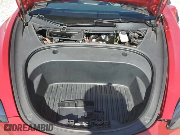 ✅ 2023 Tesla Model 3 • VIN: 5YJ3E1EA8PF571897 • Lot: 57482675. Wystawiony na Copart z przebiegiem 28 091 mil. Bezpłatny archiwum sprzedaży aukcyjnych z USA i szczegółowy raport historii pojazdu na DreamBid. Zdjęcie 11.