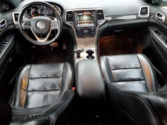 ✅ 2015 Jeep Grand Cherokee Overland • VIN: 1C4RJFCM4FC706109 • Lot: 81279744. Listed on Copart with 160,295 mi. Free auction sales archive from the USA and detailed vehicle history report at DreamBid. Image 8.